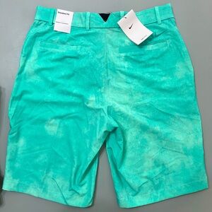 Men’s Nike Golf Shorts!